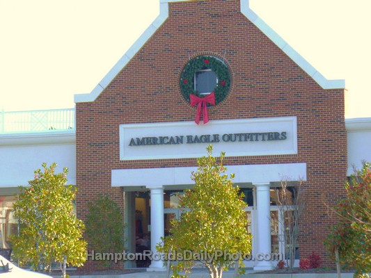 American Eagle Outfitters Outlet - Williamsburg Prime Outlets